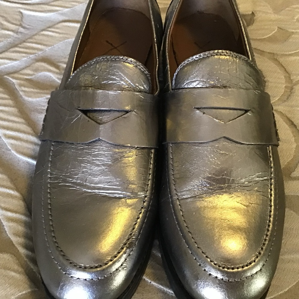 Women’s Frye Silver Loafers - Picture 6 of 6
